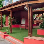 Marina Club 2*