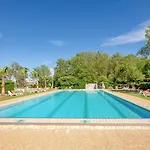 Marina Club Ξενοδοχείο 2*