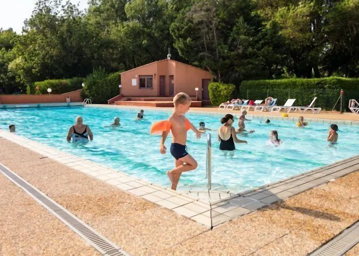 Hotel Marina Club 2*