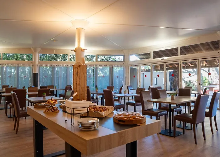 Hotel Marina Club