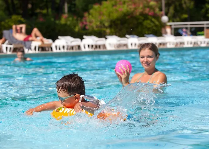 Hotel Marina Club 2*